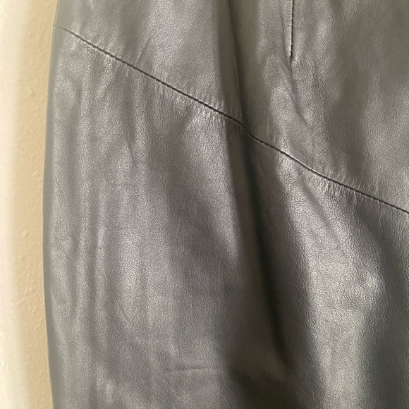 Vintage 90’s Chia Black Leather Pencil Skirt with Tags - Picture 4 of 7